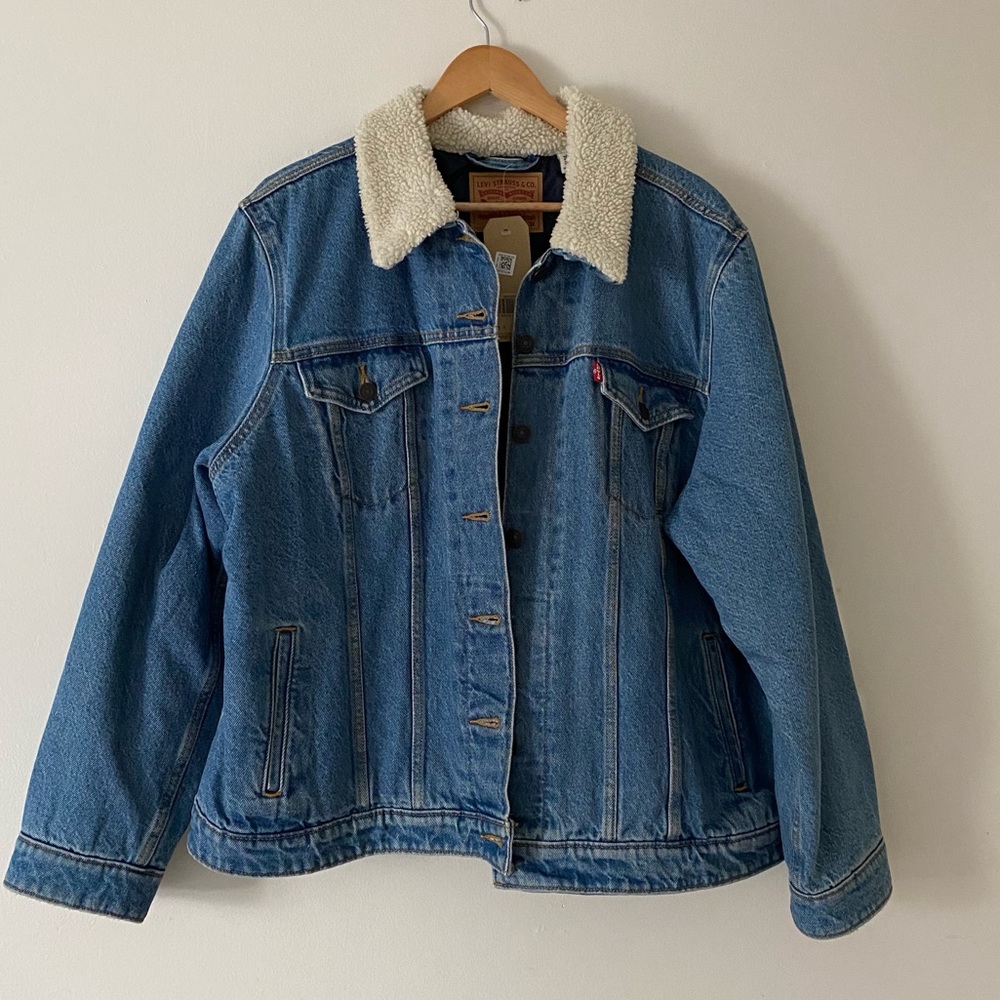 Levi’s Denim Trucker Fleeced collar Denim Jacket - Picture 3 of 8